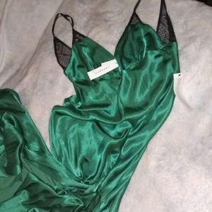 TopShop clothes with tag